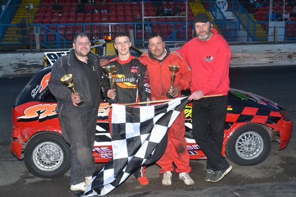 28 April - Cowdenbeath